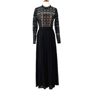 Slate & Willow Long Sleeve Crochet Lace Black Mock Neck Maxi Dress Size 6